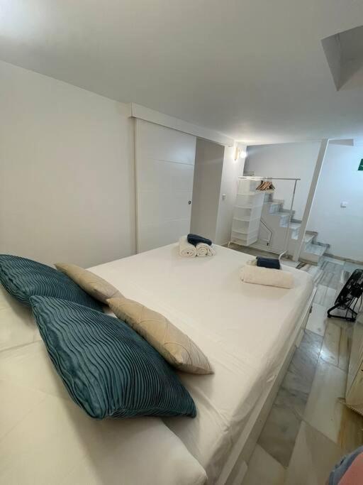 Arriaga Bajo- Precioso Duplex. Parking Gratuito Lägenhet Madrid Exteriör bild